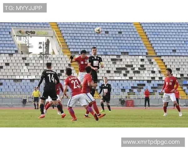 华沙普洛克与华沙来队的精彩对决分析与赛季展望