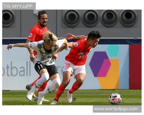 恒大与上港激战正酣CCTV全程直播精彩瞬间回顾与分析