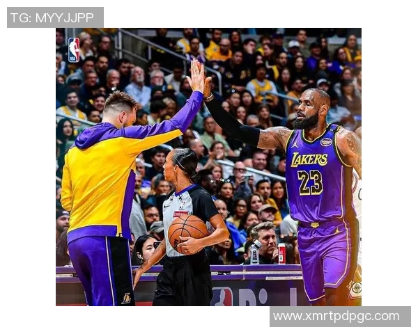 快船与湖人精彩对决中文回放全程回顾与精彩瞬间分析