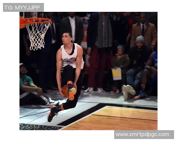 扎克拉文如何在NBA赛场上展现超凡实力与领导力