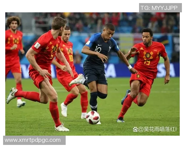 西斯普林斯与中央联的激烈对决揭示足球战术与团队合作的重要性 西斯普林斯与中央联的激烈对决揭示足球战术与团队合作的重要性