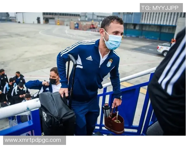 阿体育与弗拉门戈激战正酣谁将赢得这场精彩对决的胜利 阿体育与弗拉门戈激战正酣谁将赢得这场精彩对决的胜利