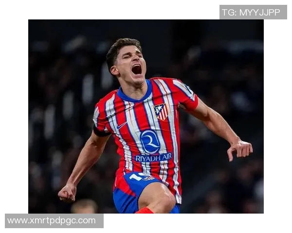 马竞迎战俄罗斯球队全力争胜双方战术对决引发球迷热议 马竞迎战俄罗斯球队全力争胜双方战术对决引发球迷热议