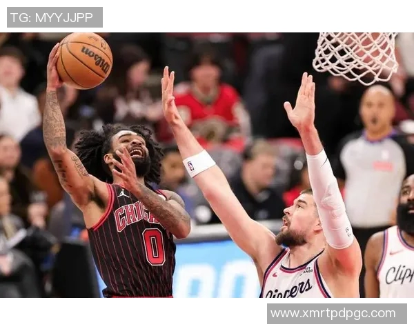 2013年NBA季后赛开拓者与快船激战回顾精彩瞬间与关键时刻分析 2013年NBA季后赛开拓者与快船激战回顾精彩瞬间与关键时刻分析