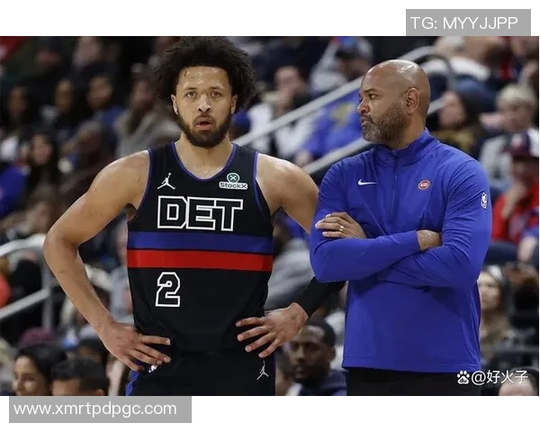 2018年火箭队与活塞队精彩对决全场录像回放回顾与分析